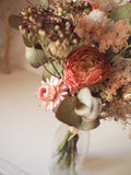 Bouquet + vase