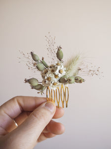 Peigne fleuri